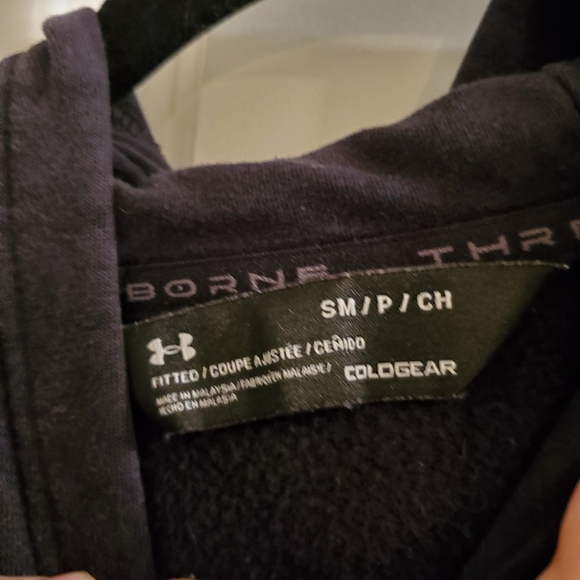 Under Armour hooded sweatshirt w/ sleeve prints - Picture 5 of 5